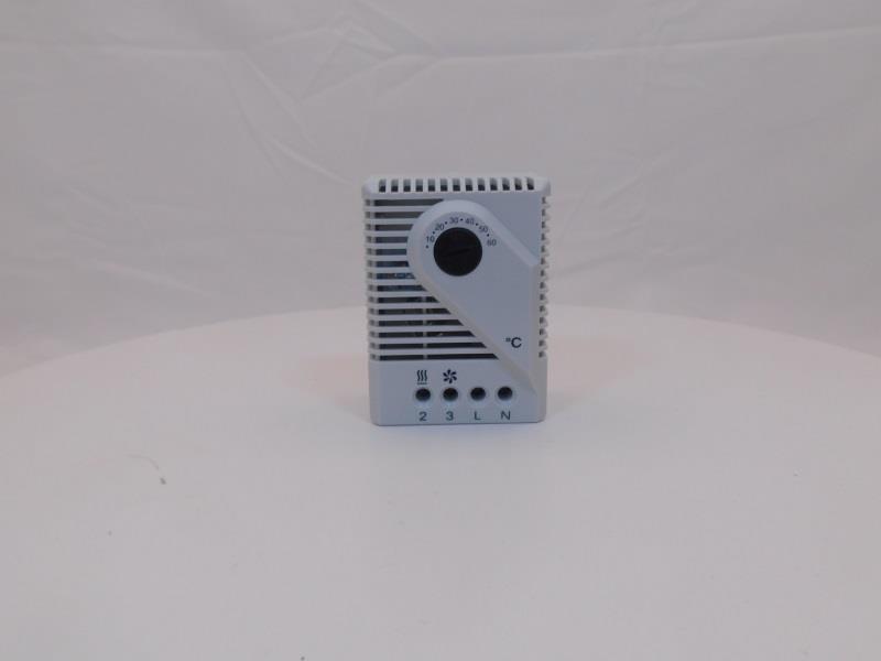 Siemens 8MR2170-1A THERMOSTAT FOR CUBICLE-HEATER UNITE AC/DC 110-265V, 50/60HZ Weight: 0,08 kg Turkey