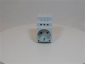 Siemens 5TE6800 SIMSOCKET AC 230V 16A 0,08 kg/Pc Weight: 0,08 kg